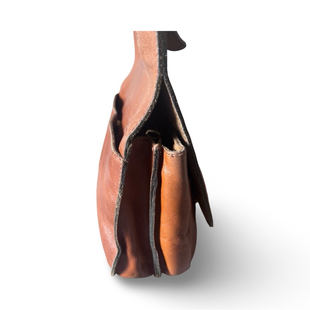 Patricia Nash Vintage London Cowhide leather saddle bag - Picture 9 of 16